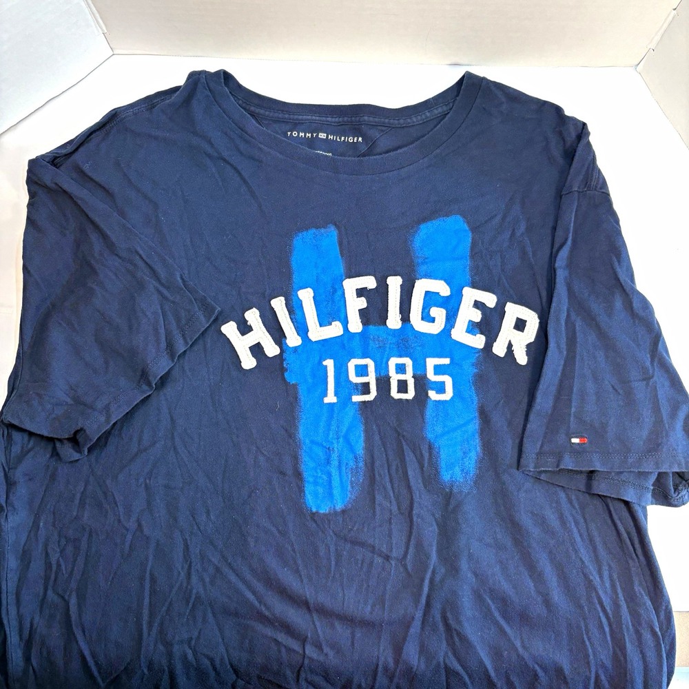 Tommy Hilfiger 1985 logo graphic print T shirt Navy Men’s 2XL Crew Neck